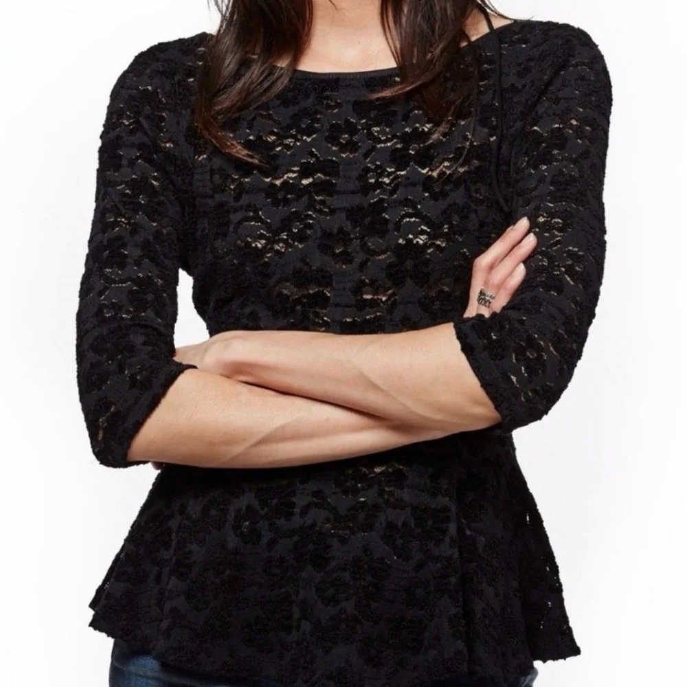 Free People Black Lace Stretch Top Size Medium Peplum Romantic Boho Feminine - Picture 2 of 10
